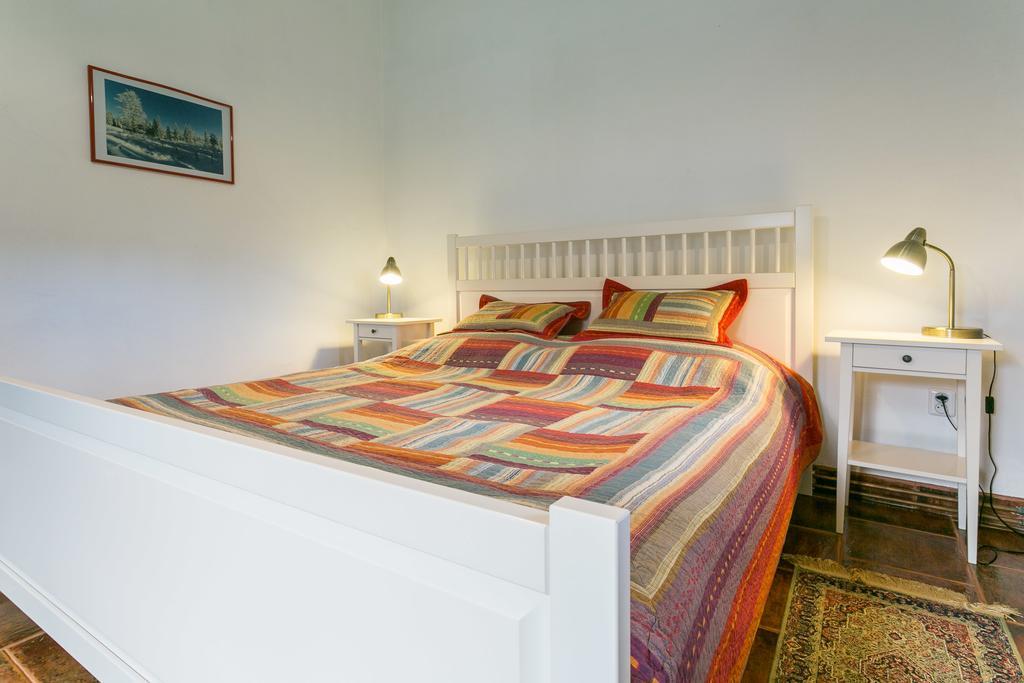 Villa Lypche Besenova Bagian luar foto