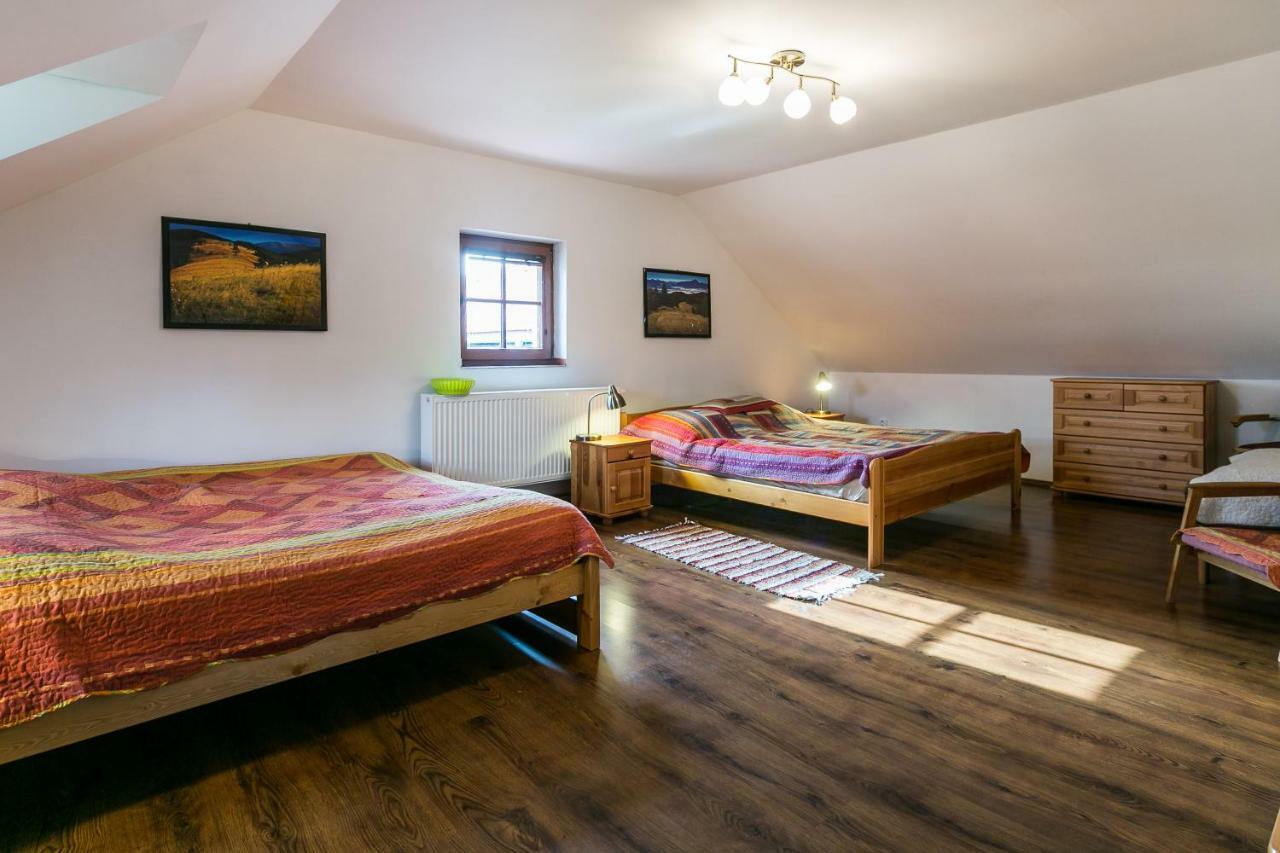 Villa Lypche Besenova Bagian luar foto